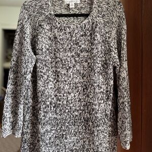 Chaus Black and White Knit Blouse